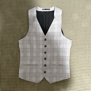 Zara Light Gray Button Up Plaid Boyfriend vest. Sz S